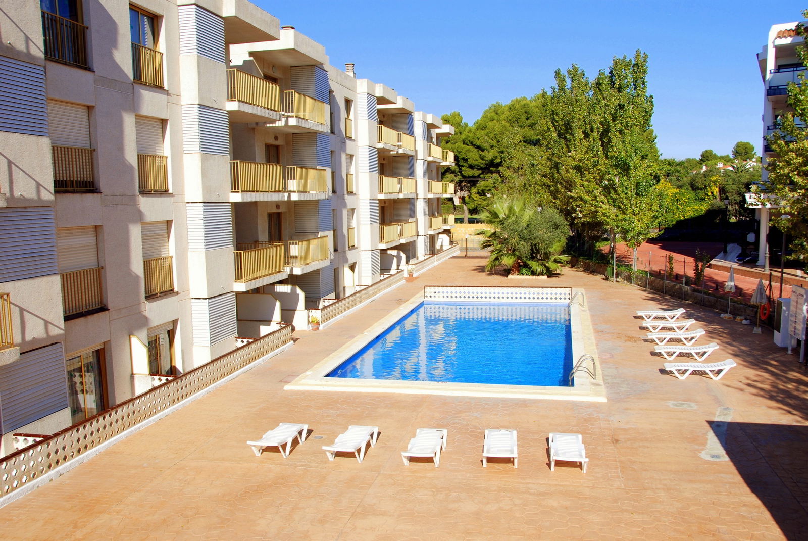 Hotel Apartamentos Pins Marina Rentalmar