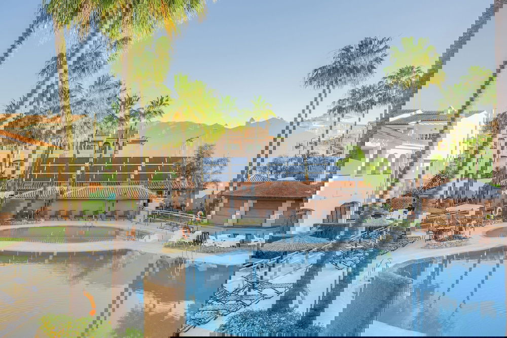 Hotel Los Amigos Beach Club