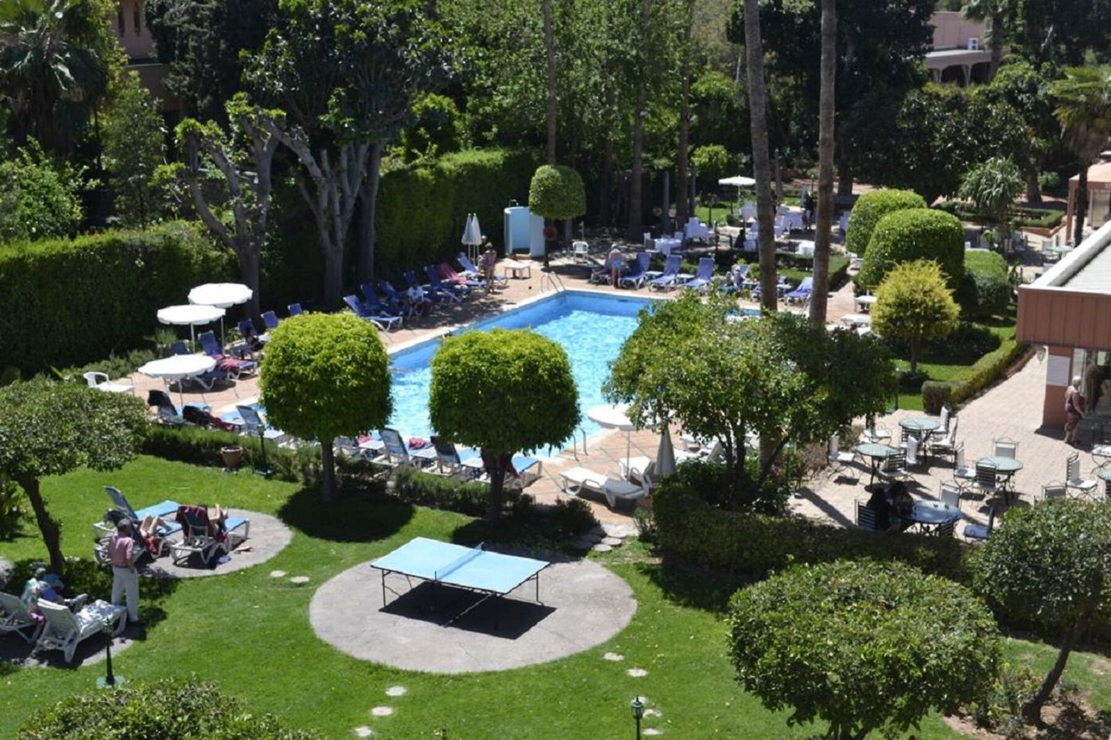 Hôtel Chems Outdoor Pool