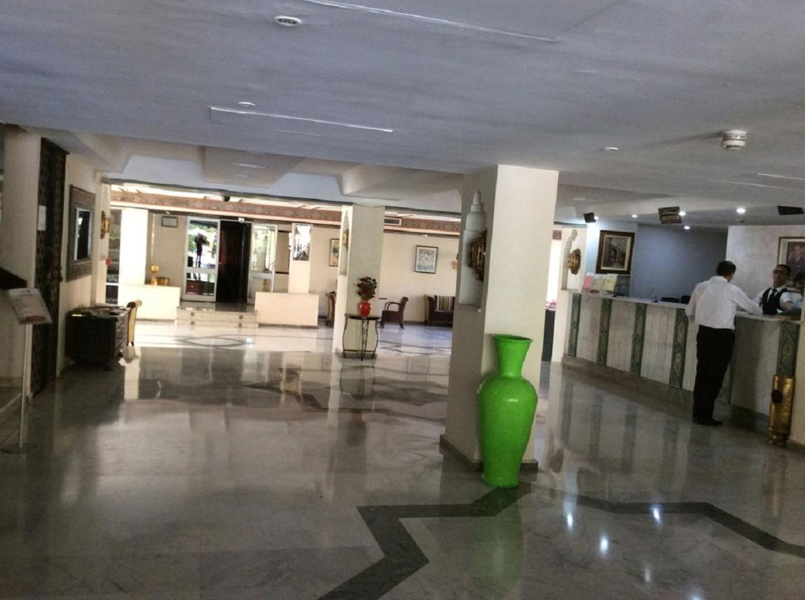Hôtel Chems Lounge / Lobby