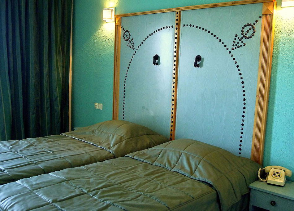 Kaiser Room Example