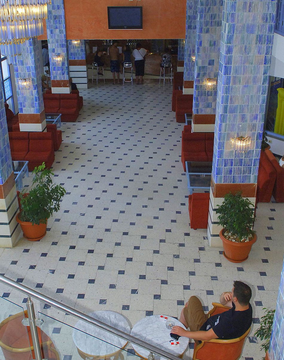 Kaiser Lounge / Lobby