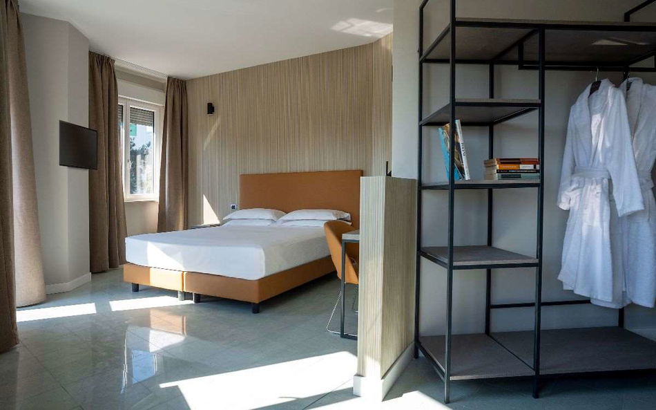 AllegroItalia La Spezia Room Example
