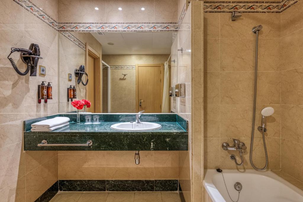 PLAYACARTAYA SPA HOTEL