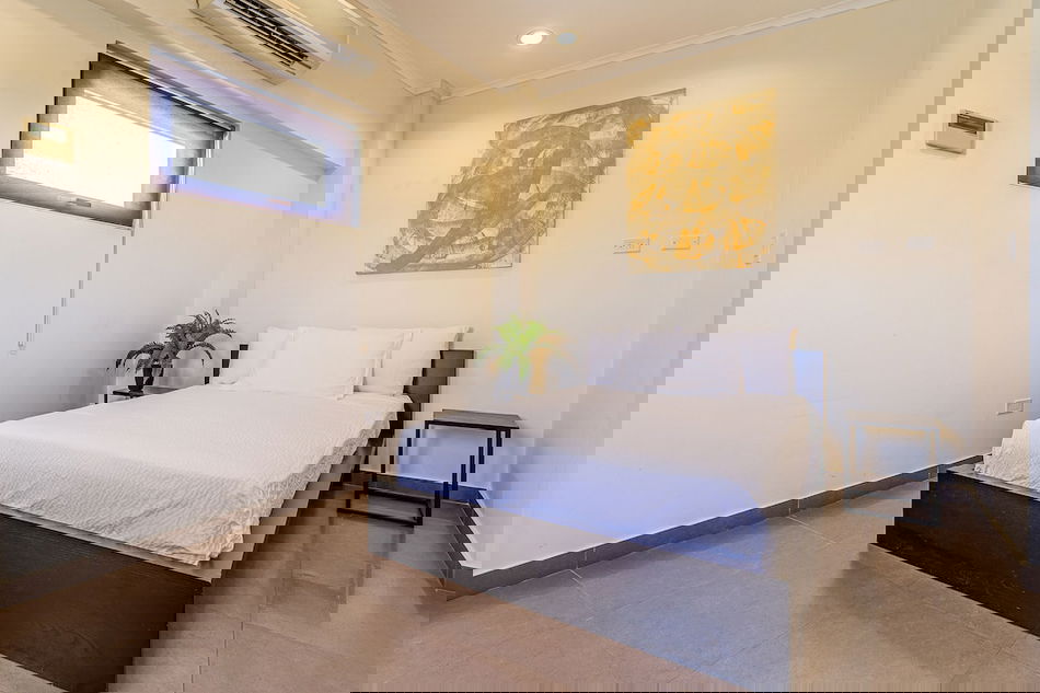 Spectacular Designer Villa 5 Star Luxury 6 Bedroom New!