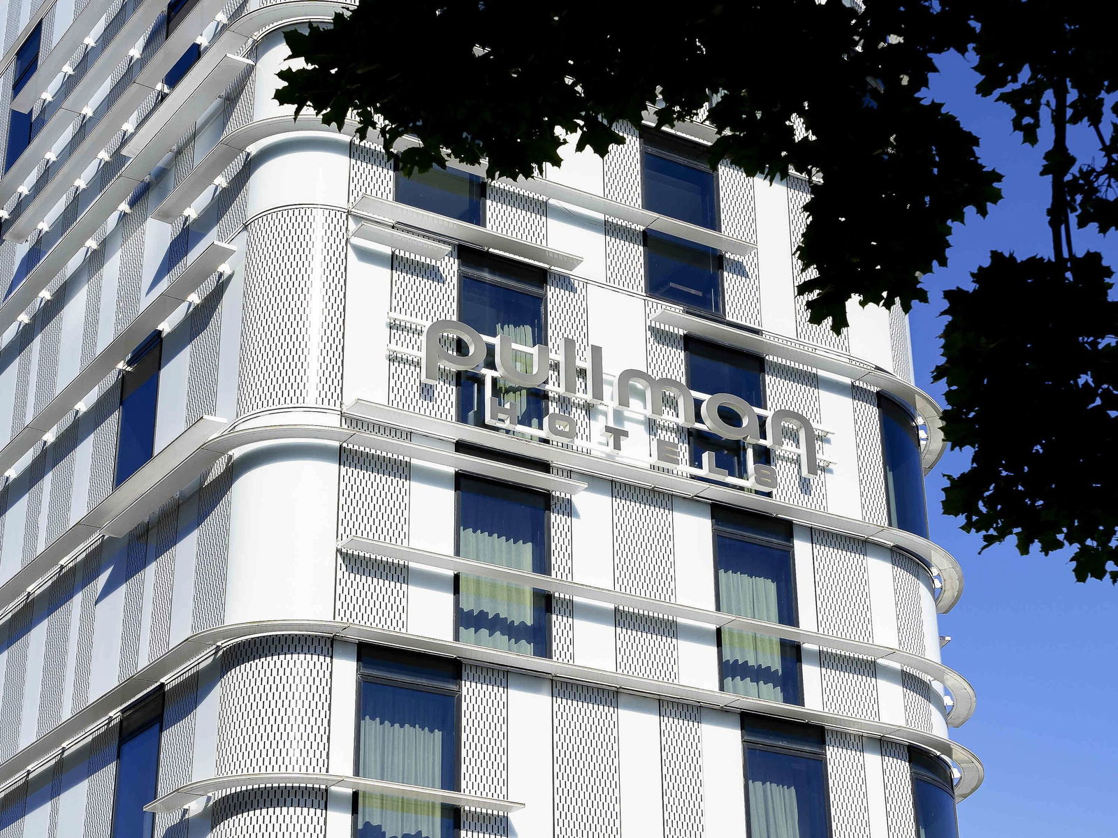 Hotel Pullman Paris Roissy Cdg Airport