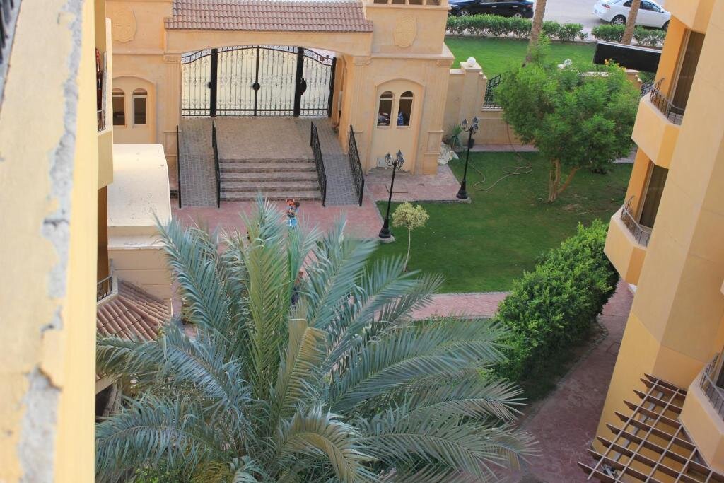 Hotel Pool View Apartment At British Resort Unit 02