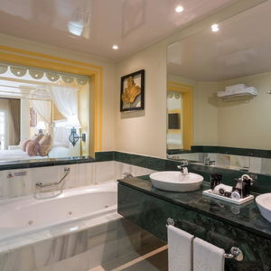 Hotel Luxury Bahia Principe Bouganville Don Pablo Collection cazare San Pedro de Macoris