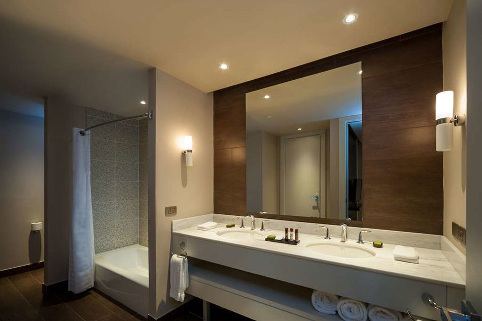 Embassy Suites By Hilton Santo Domingo