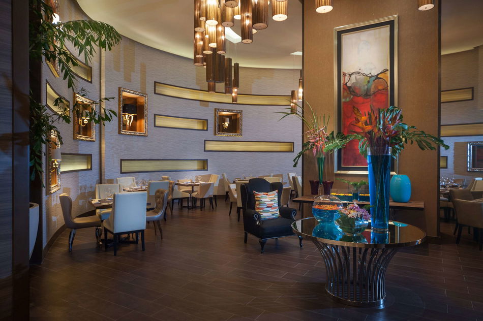 Embassy Suites by Hilton Santo Domingo Restaurant