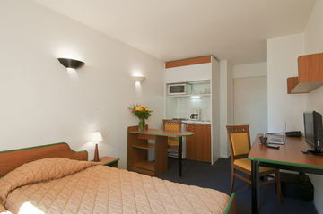 Hotel Aparthotel Adagio Access La Défense - Léonard De Vinci