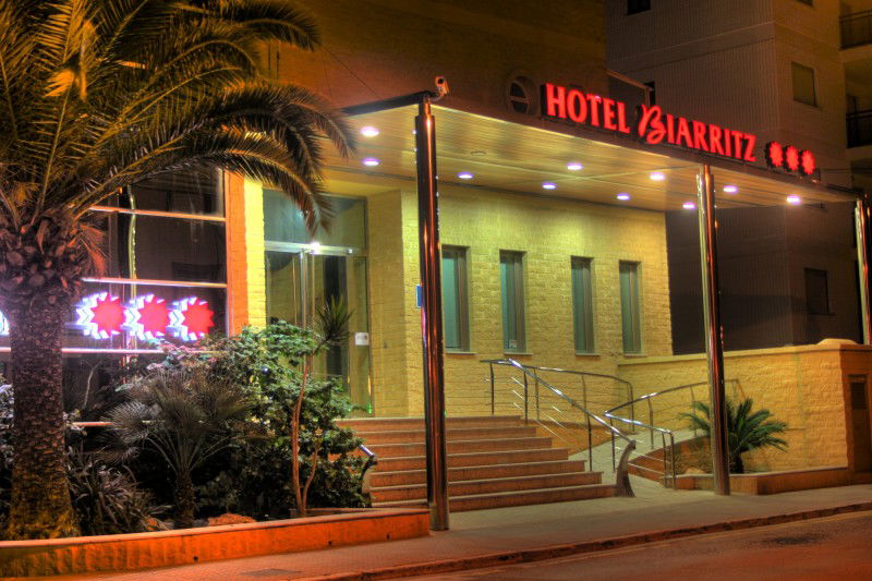 3810693-hotel-biarritz.jpg