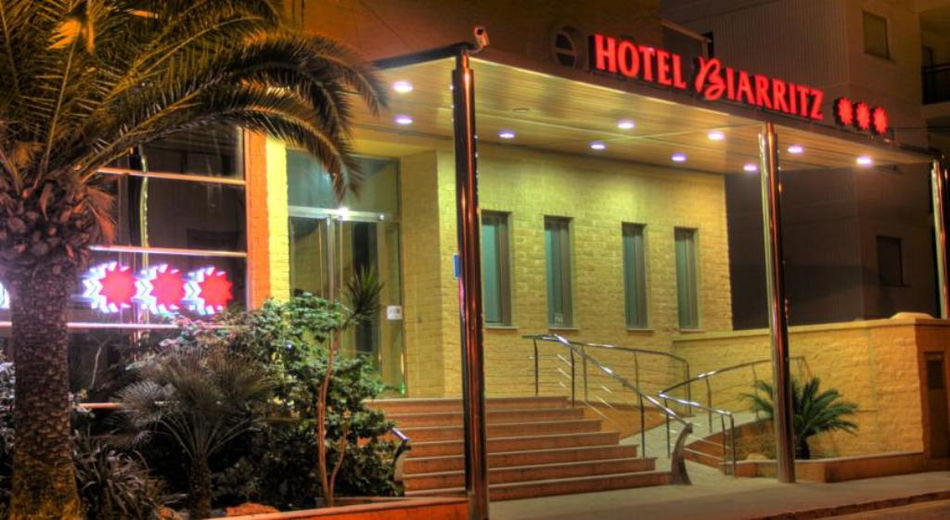 3810869-hotel-biarritz.jpg
