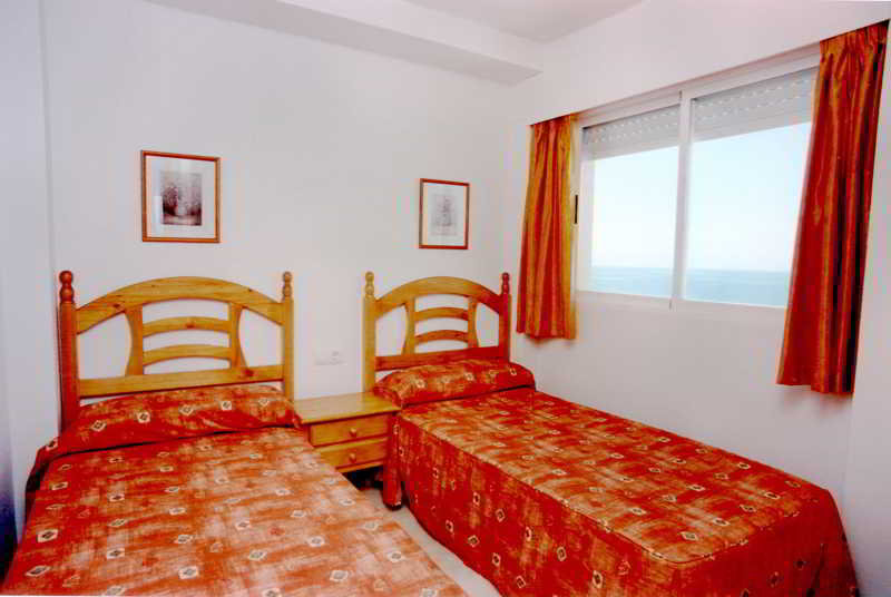 3811175-hotel-biarritz.jpg