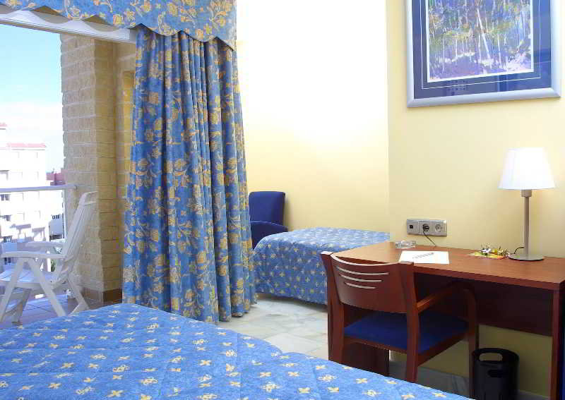 3811249-hotel-biarritz.jpg