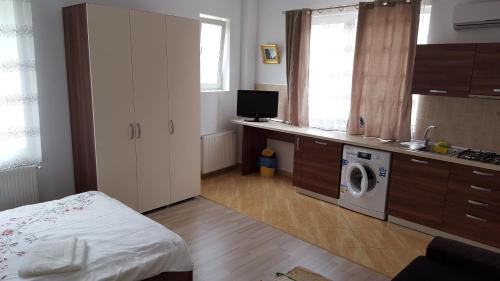 Hotel Garsoniere Dinu