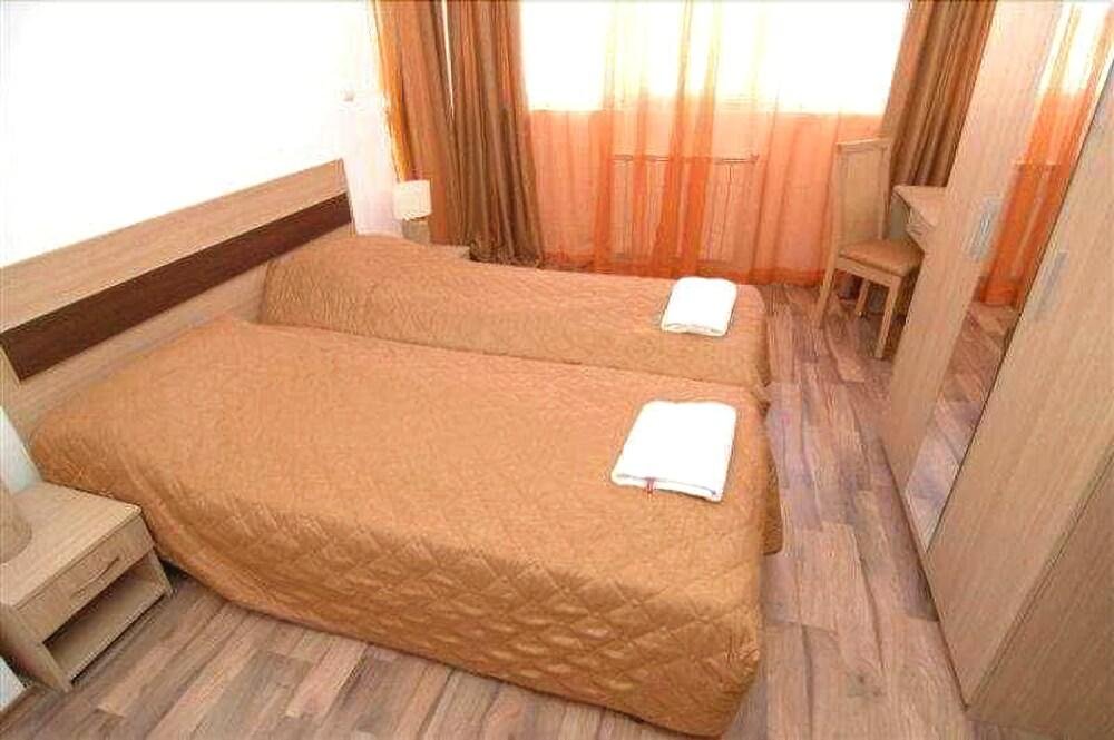 Business Apartcomplex