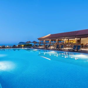 Oferta cazare  la Galaxy Beach Resort, Bw Premier Collection