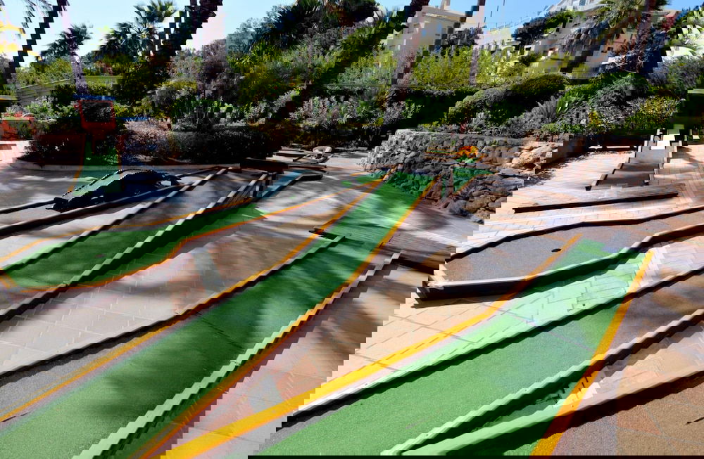 Hotel Ramada Hotel And Suites By Wyndham Costa Del Sol