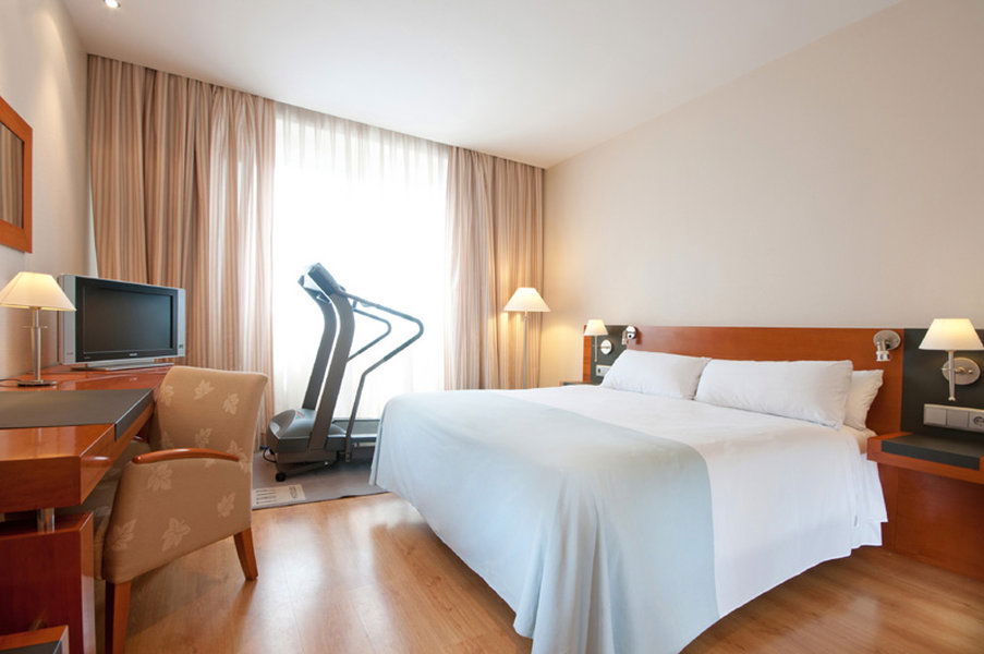 3886605-tryp-by-wyndham-valencia-oceanic-hotel.jpg