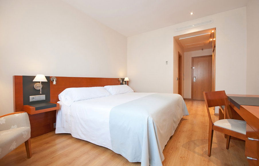 3886646-tryp-by-wyndham-valencia-oceanic-hotel.jpg