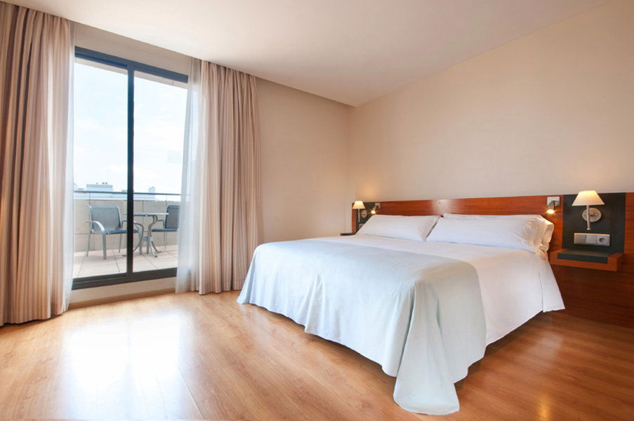 3886679-tryp-by-wyndham-valencia-oceanic-hotel.jpg