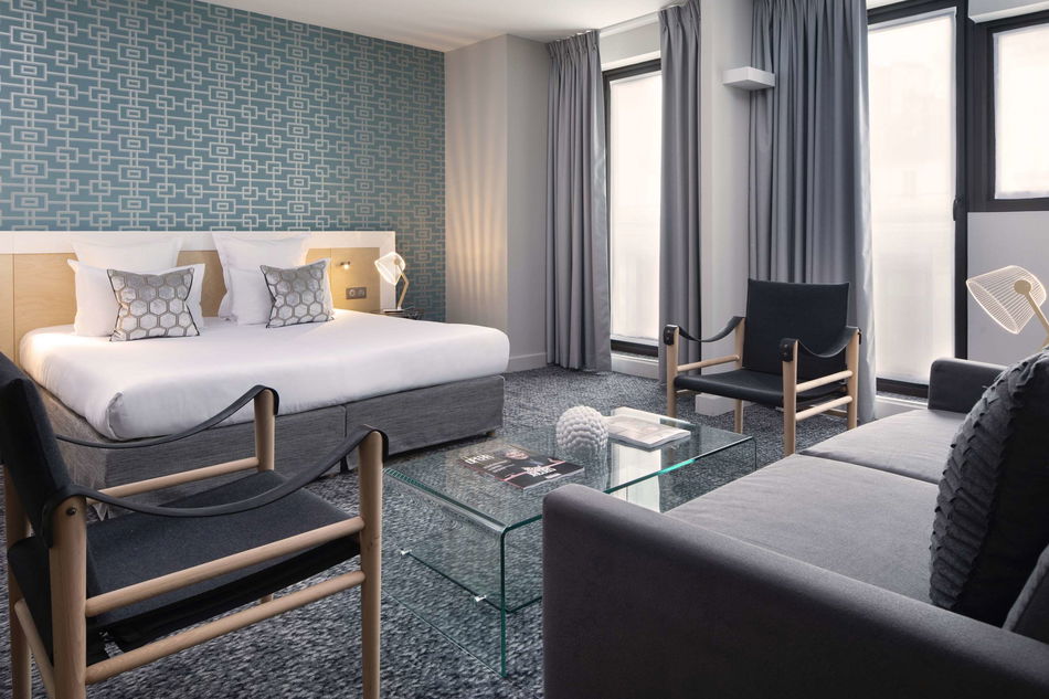 Paris Bastille Room Example