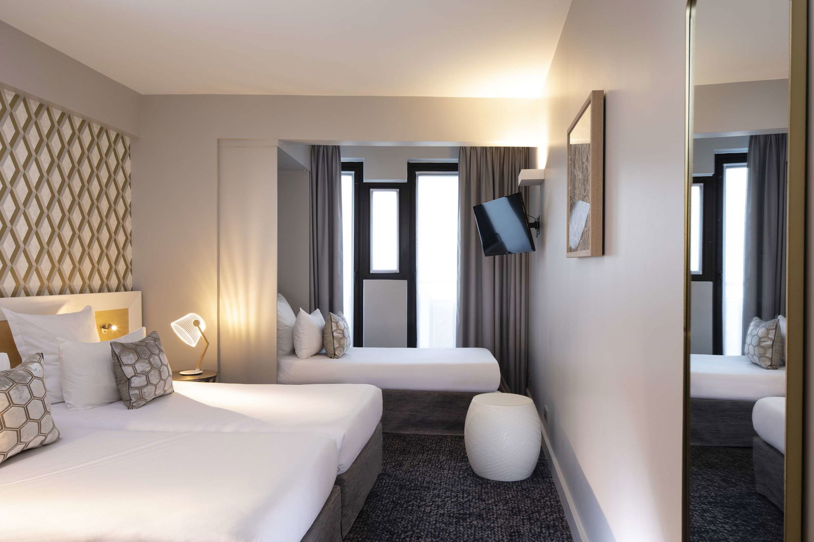 Paris Bastille Room Example