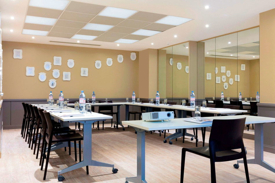 Paris Bastille Conference Room