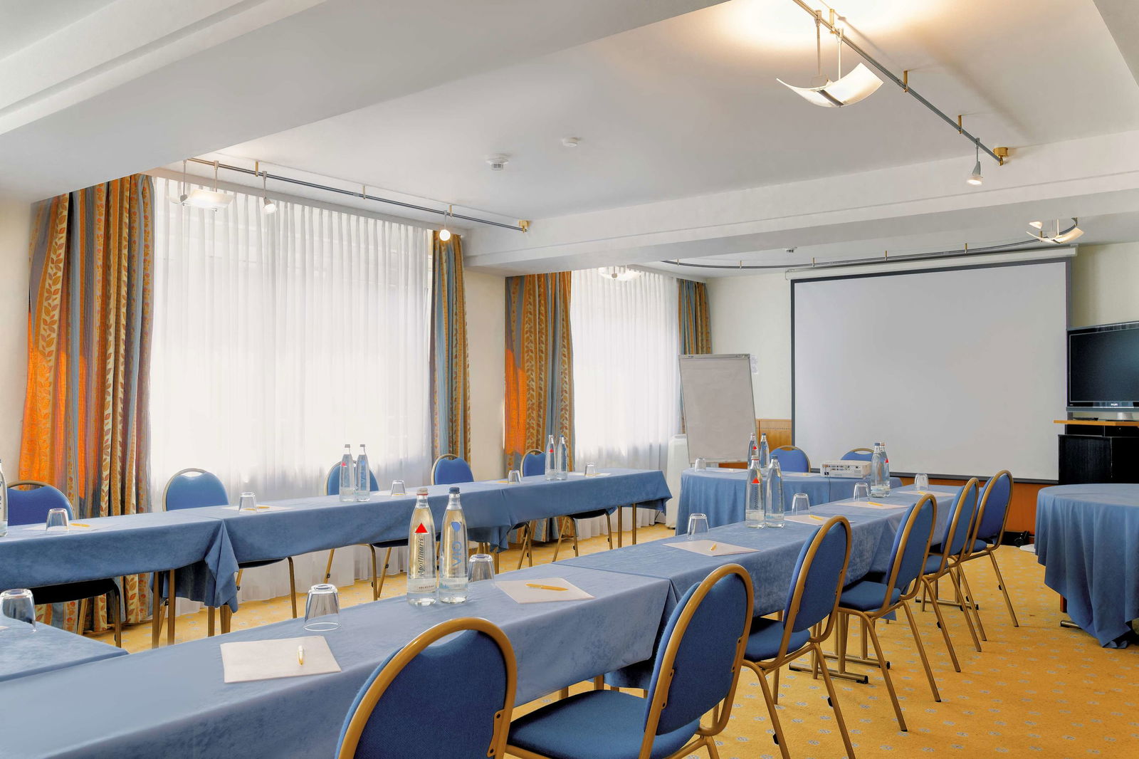Hotel Domicil Berlin by Golden Tulip Conference Room
