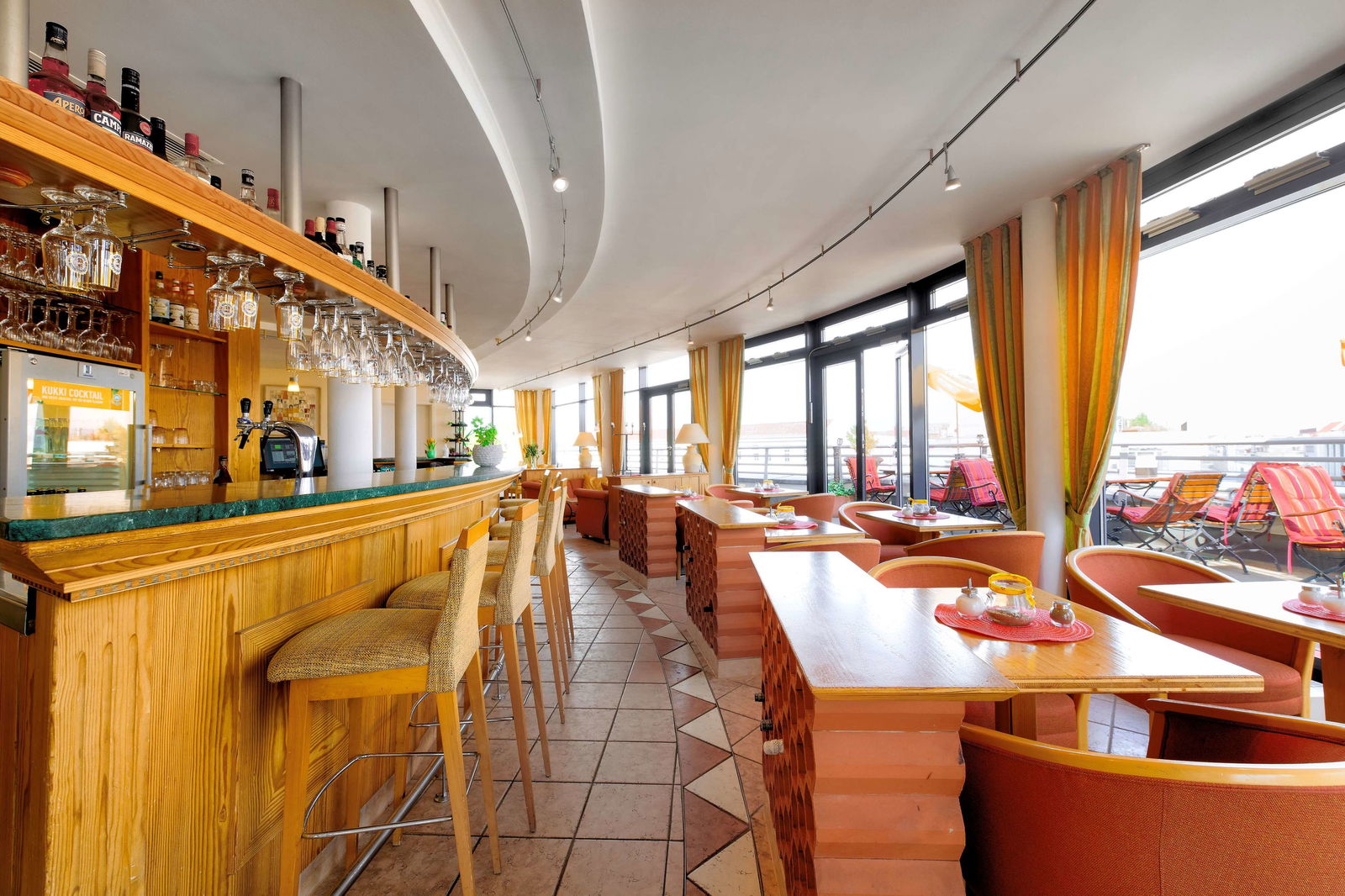 Hotel Domicil Berlin by Golden Tulip Bar