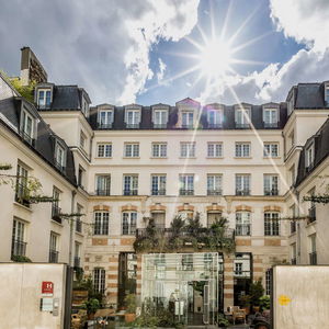 Hotel Kube Paris cazare Paris