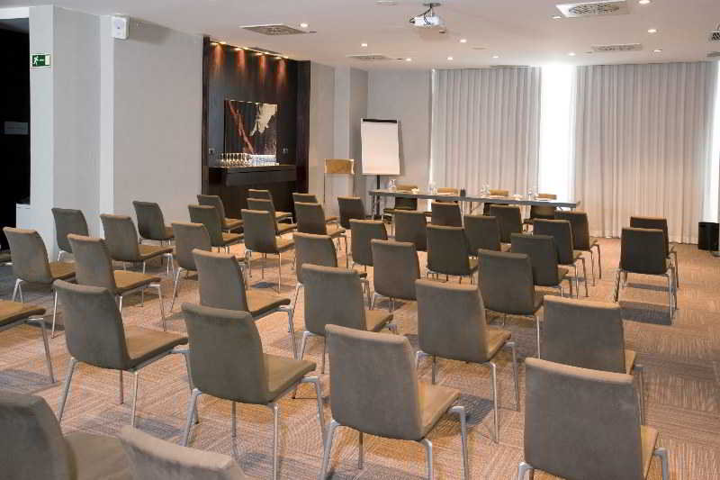 Ac Valencia By Marriot