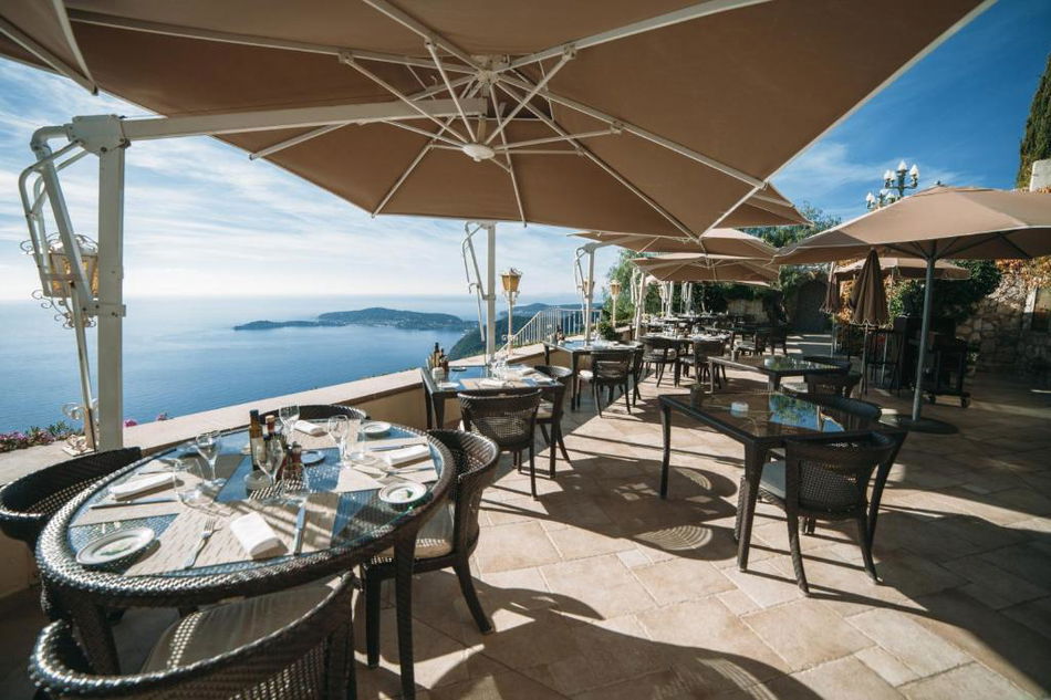 Chateau De La Chevre D Or (12 Km From Nice)