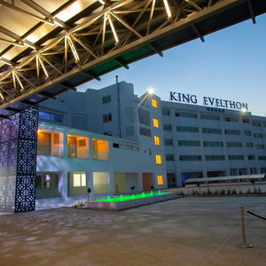 Hotel King Evelthon Beach Hotel cazare Paphos