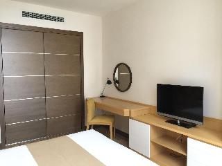 Hotel Saigon Airport Bluesky Serviced Apartment