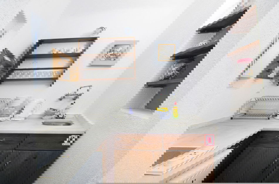 228d2f34_z