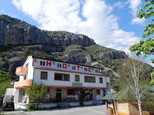 Hotel Hostel Izvor