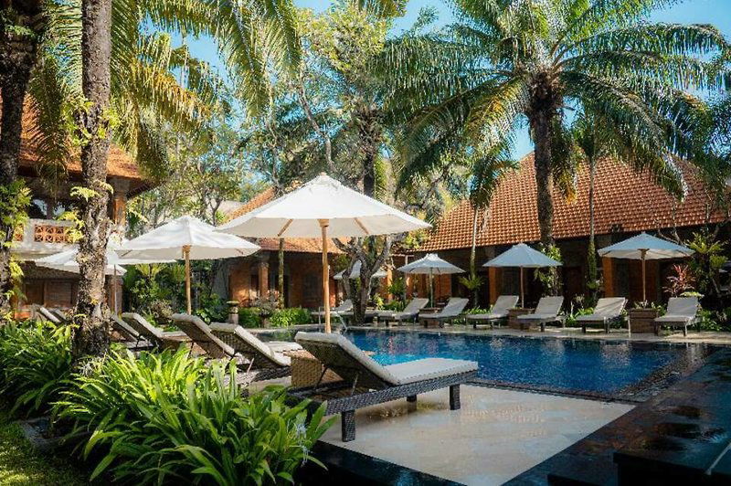 Griya Santrian Resort
