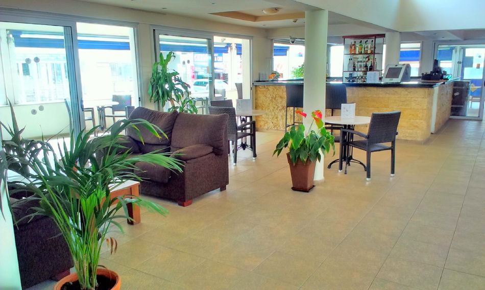 M Boutique Hotel Lounge / Lobby