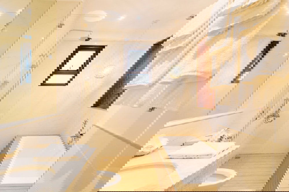 52ece69c_z