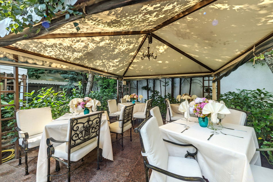 Montecito Restaurant