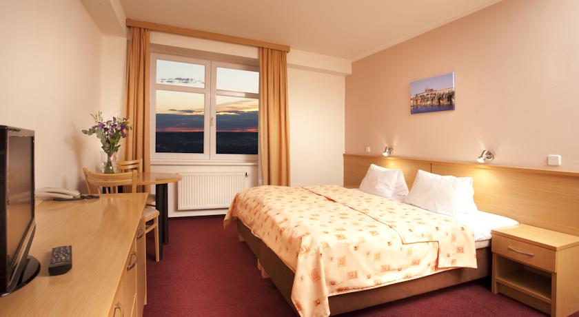 Colorfactory Spa Hotel