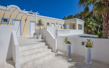 Cavo D&#039;Oro Hotel