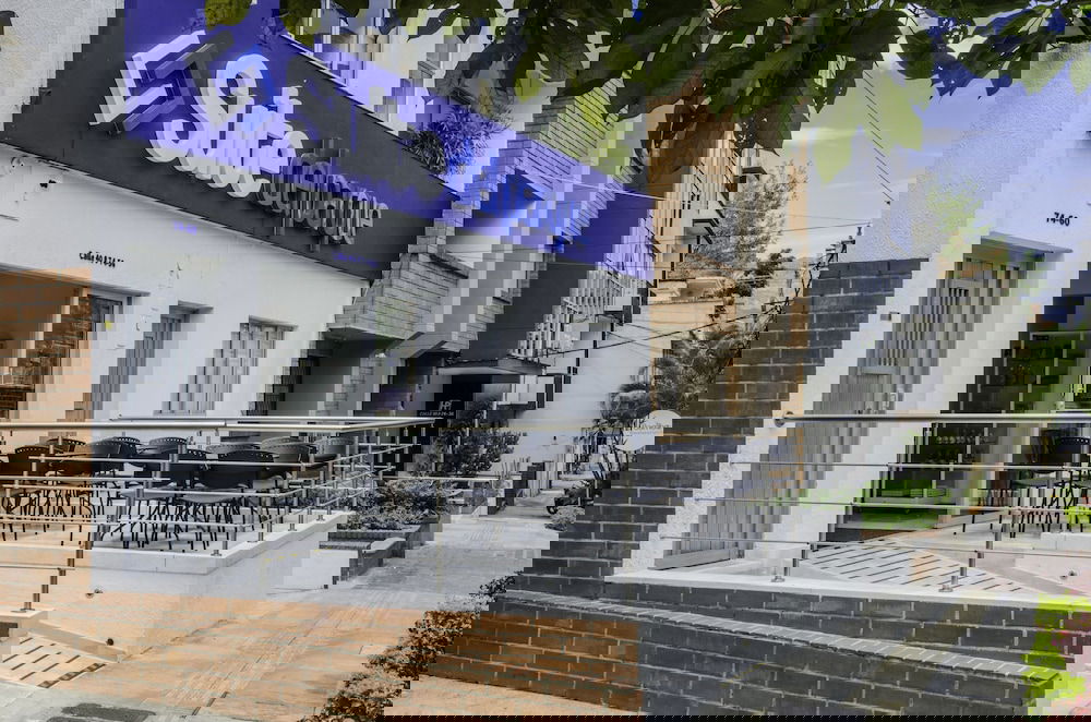 Primary image
