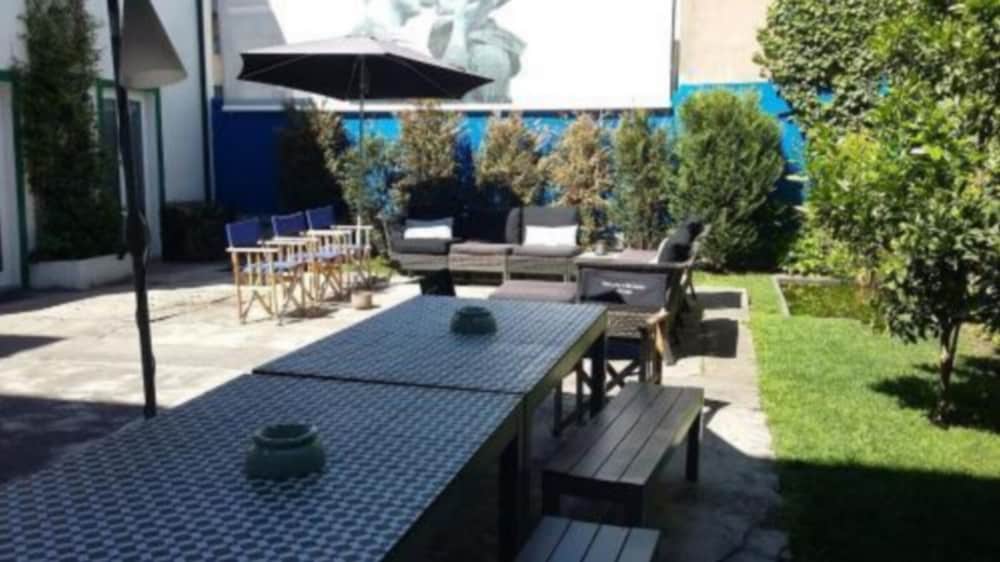 Rosalma Hostel