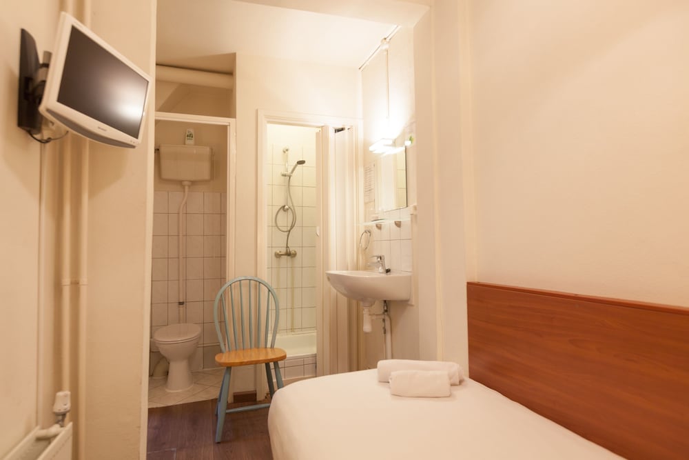 Townhouse Hotel