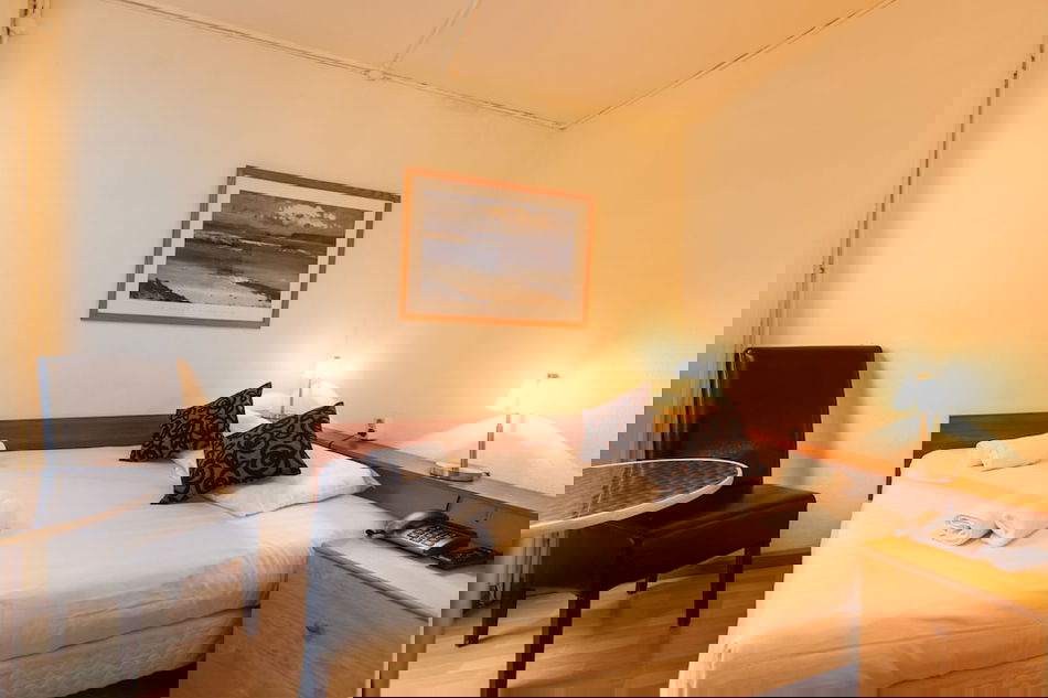 Townhouse Hotel