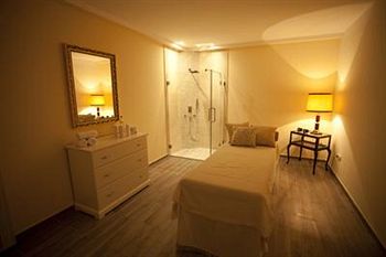 Crystal Hotel Belgrade
