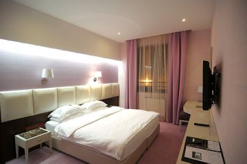 Crystal Hotel Belgrade